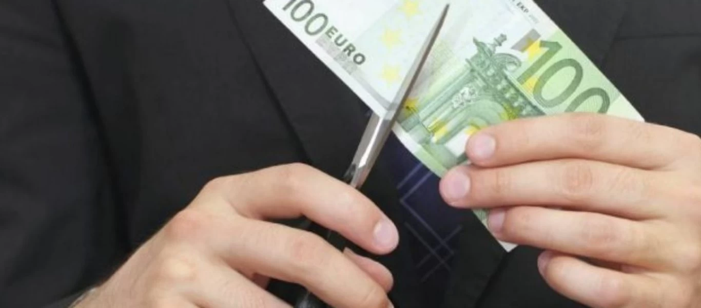 Παραδίδουν τη χώρα αμαχητί: Επιπλέον περικοπές 50 εκατ. ευρώ στην Άμυνα- Ούτε σφαίρες δεν θα έχουμε
